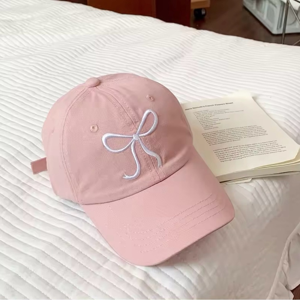 NEW Pink bowtie cap